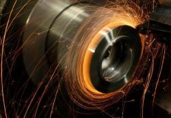 如果使用過(guò)程中軸承溫度過(guò)高，應(yīng)該怎么辦？